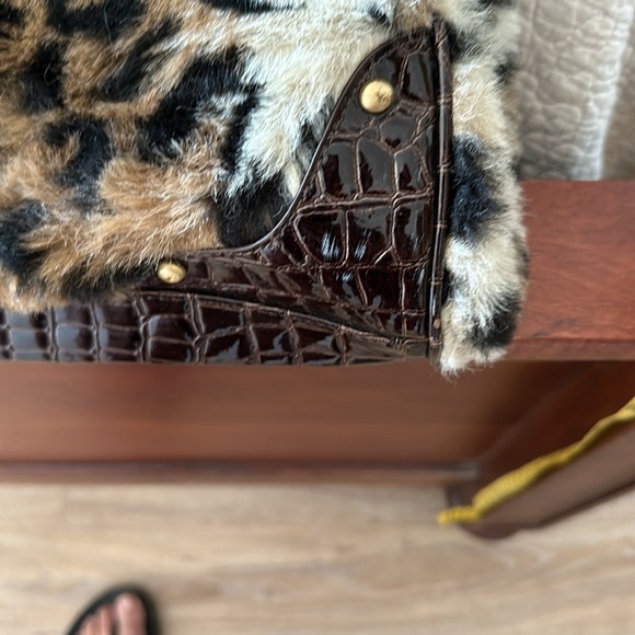 Purse - Picture 3 of 4